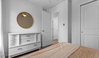 413 Holly Garden Ct, Ballwin, MO 63021