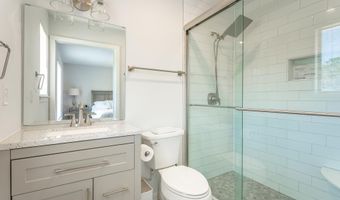 203 Harbor Cir, Alligator Point, FL 32346