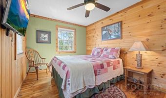 184 Dutch Treat Rd, Banner Elk, NC 28604