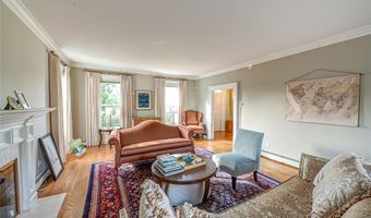 178 S Bayview Ave, Amityville, NY 11701