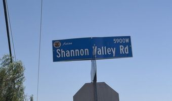 1 Shannon Valley Rd, Acton, CA 93510