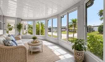 1043 Thrush Cir, Barefoot Bay, FL 32976