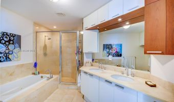 3131 NE 188th St 1-808, Aventura, FL 33180