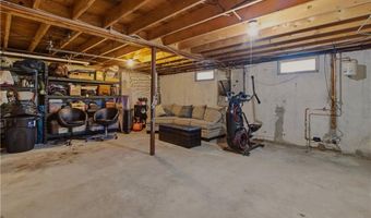 127 Highland Ave, Cumberland, RI 02864