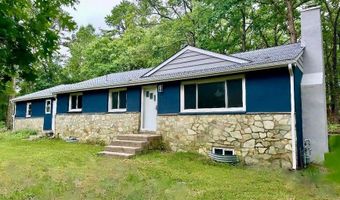 135 S MAIN St, Barnegat, NJ 08005