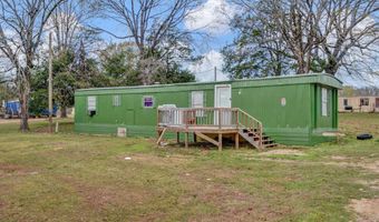 400 Red Hill Cir, Batesville, MS 38606