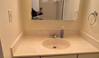 2 Fallen Tree Ct #C, Baltimore, MD 21227