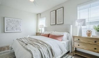 630 W LAREDO St, Chandler, AZ 85225