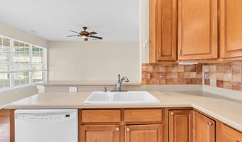 18 Hatteras Way, Barnegat, NJ 08005