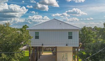 4059 Robin St, Bay St. Louis, MS 39520