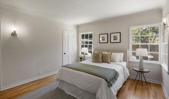 2043 Pepper Dr, Altadena, CA 91001