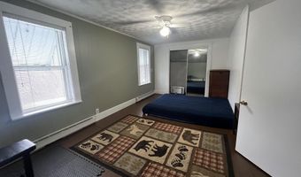 86 Elm St, Berlin, NH 03570