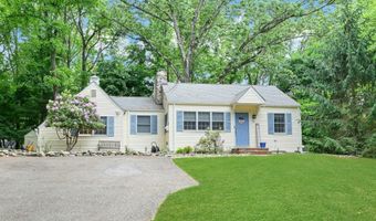 3 Hemion Way, Airmont, NY 10901