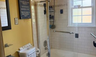 4405 TONQUIL St, Beltsville, MD 20705