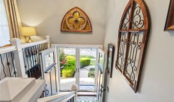 1225 Wissmann Dr, Ballwin, MO 63011