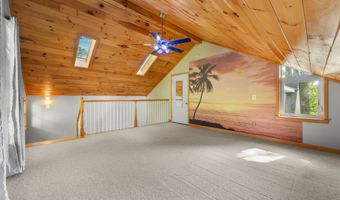 16 Lake St, Burlington, CT 06013