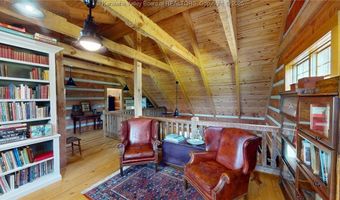 8 Abby Ln, Barboursville, WV 25504