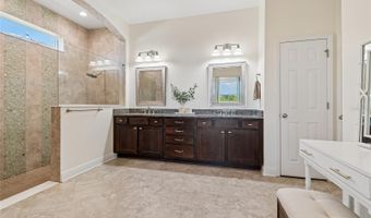7223 HOURGLASS Dr, Apollo Beach, FL 33572