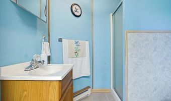 39576 N PETITE Pass, Antioch, IL 60002