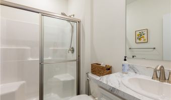 766 River Run Rd, Aurora, OH 44202