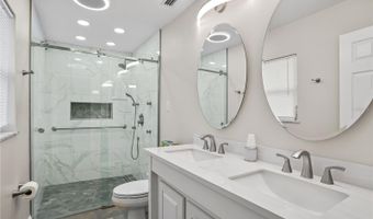 256 ALPINE St, Altamonte Springs, FL 32701