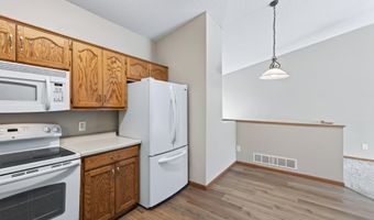 5342 140th Ave NW, Anoka, MN 55303
