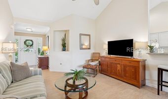 4 Lake Linden Pl, Bluffton, SC 29910