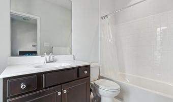 1924 CHAPMAN Ave 10, Rockville, MD 20852