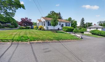23 Park St, North Providence, RI 02904
