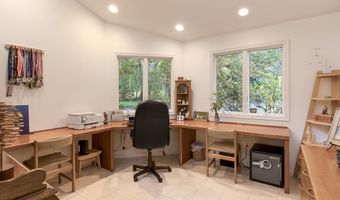 10 Steep Hollow Ln, Cos Cob, CT 06807
