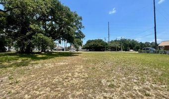 1851 Pass Rd, Biloxi, MS 39531