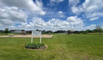 984 Waters Edge Cir, Avon, MN 56310