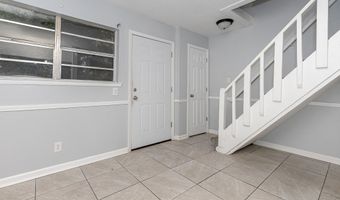 3419 Hospital Rd 6, Pascagoula, MS 39581