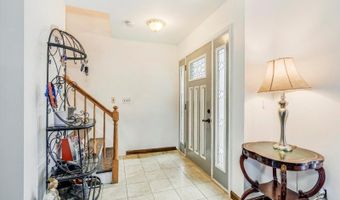 312 Cheyenne Rd 312, Andover, NJ 07848