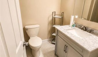 42 Jamestown Blvd, Narragansett, RI 02882