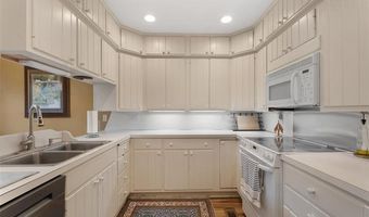 1555 Pecan Pl, Bartlesville, OK 74003