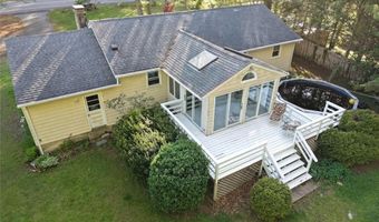 352 Lafayette Rd, North Kingstown, RI 02852