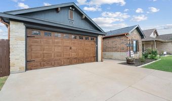 417 Magnolia St, Hico, TX 76457