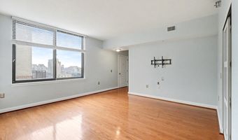 2451 MIDTOWN Ave 1611, Alexandria, VA 22303