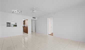 3030 Marcos Dr T-412, Aventura, FL 33160