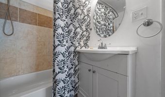 14 Paddock Ave, Alloway, NJ 07422
