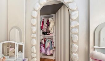 55 Wilbur Rd, Lincoln, RI 02865