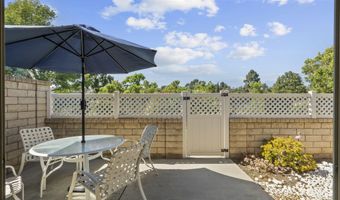 3211 Village 3, Camarillo, CA 93012