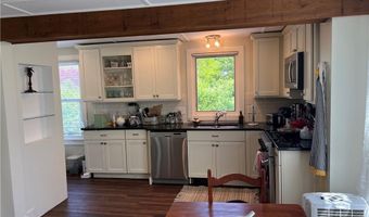 400 Paradise Ave, Middletown, RI 02842