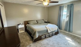 8422 Kankakee Ct, Indianapolis, IN 46217