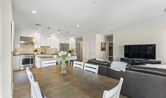 101 Broad St 8C, Boston, MA 02110