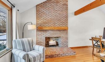 114 S West St, Agawam, MA 01030