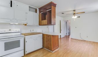 2305 Arbor Dr, Biloxi, MS 39531