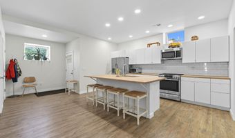 111 W Hazel St, Albion, IN 46701