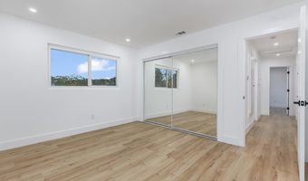 5995 BROADMOOR Dr, La Mesa, CA 91942